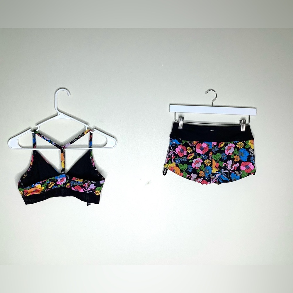 < NEW Victoria’s Secret PINK Floral Bikini > - Picture 4 of 7